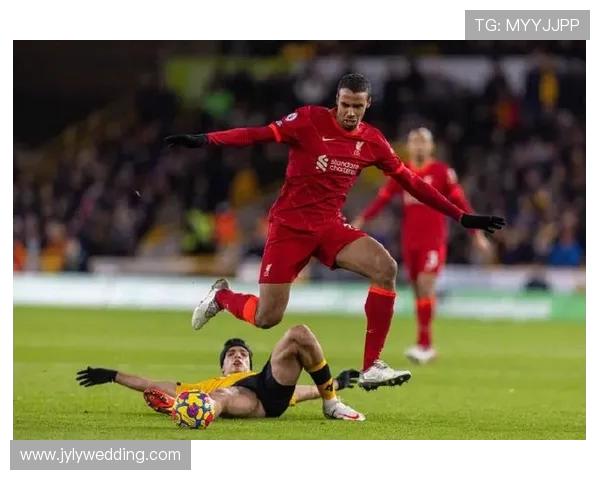 狼队迎战利物浦体育全力争胜展现英超激情对决